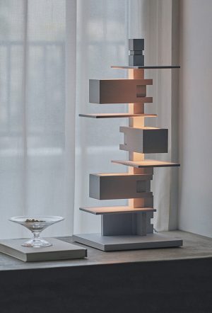 Taliesin-Frank Lloyd-lightplus-luxurylighting-Yamagiwataipei-進口燈具-頂級燈具-高級訂製燈具-日本進口燈具-lightplus歐洲進口燈具-Yamagiwa-table lamp-進口桌燈