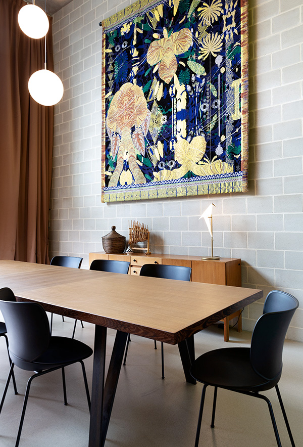 Hana Chairs-lightplus-luxuryfurniture-Moooi-進口家具-頂級家具-高級訂製家具-荷蘭進口家具-lightplus歐洲進口燈具-furniture-椅子-進口椅